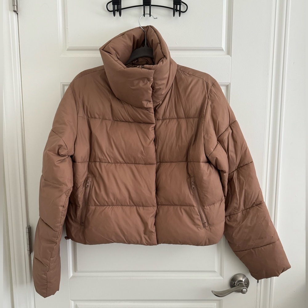 Alo puffer jacket